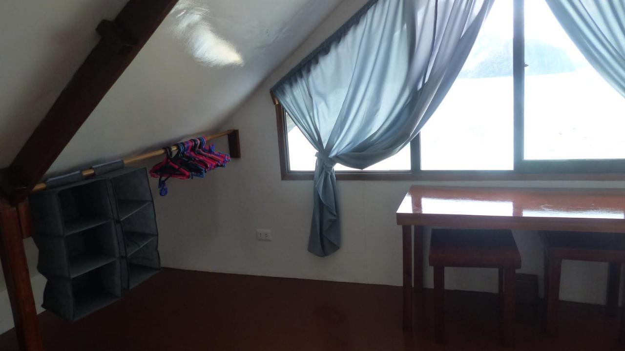 Bangka Hostels El Nido Luaran gambar