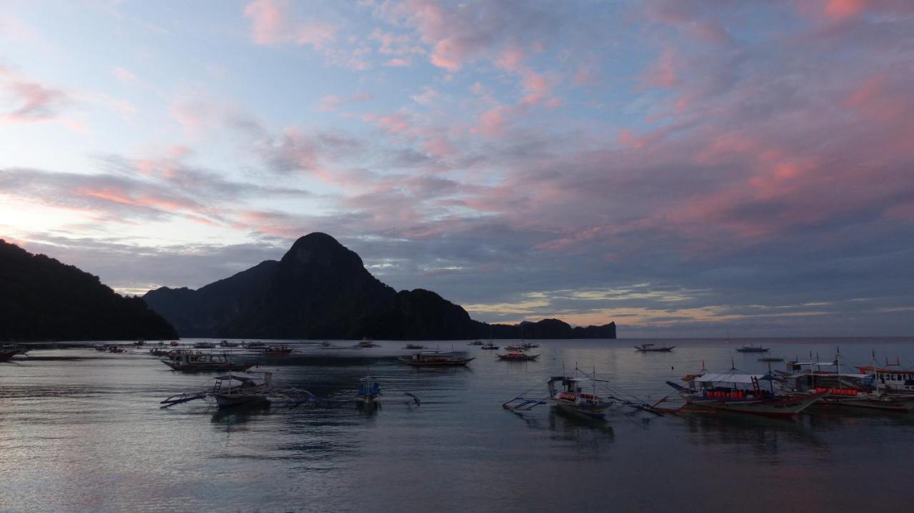 Bangka Hostels El Nido Luaran gambar