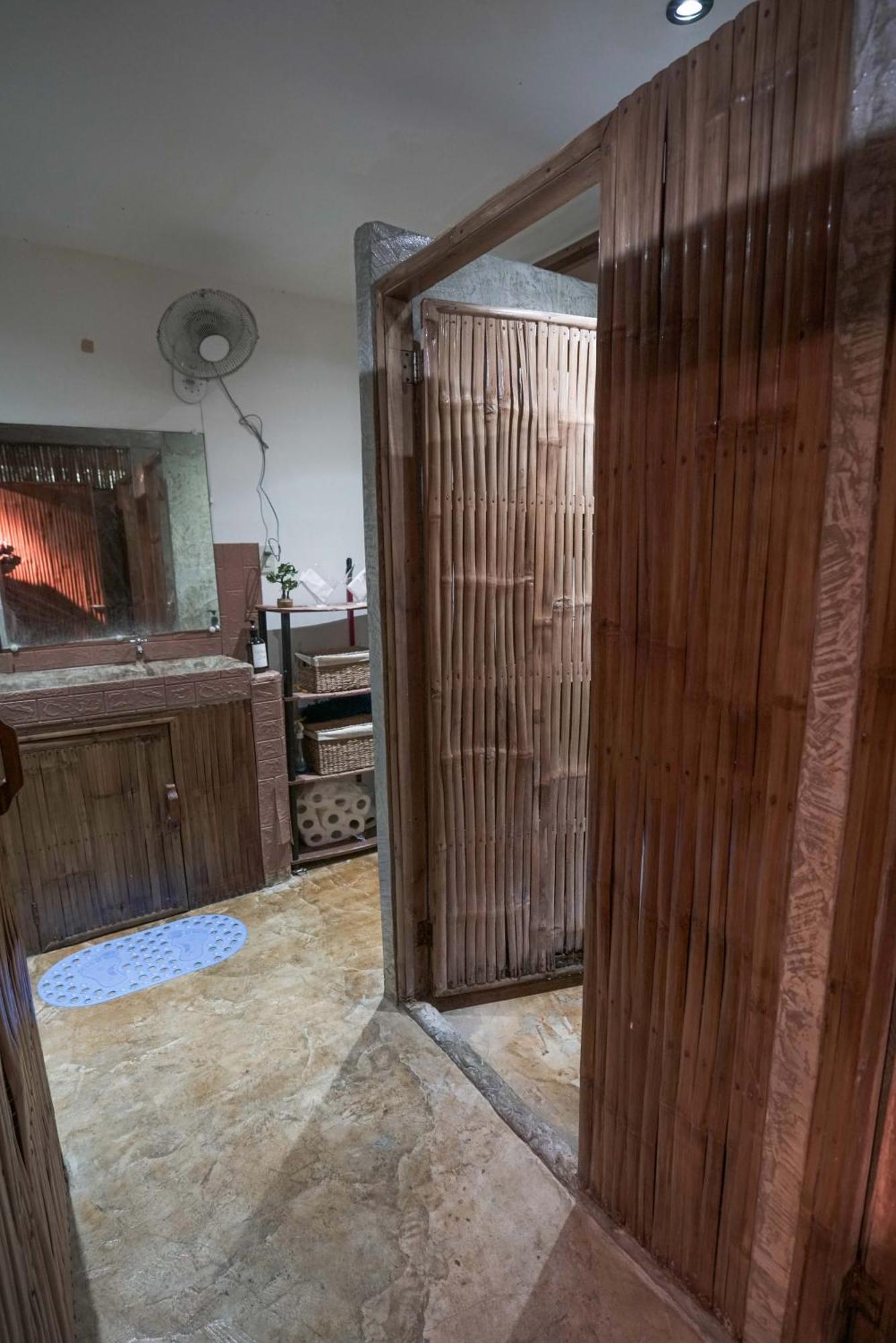 Bangka Hostels El Nido Luaran gambar