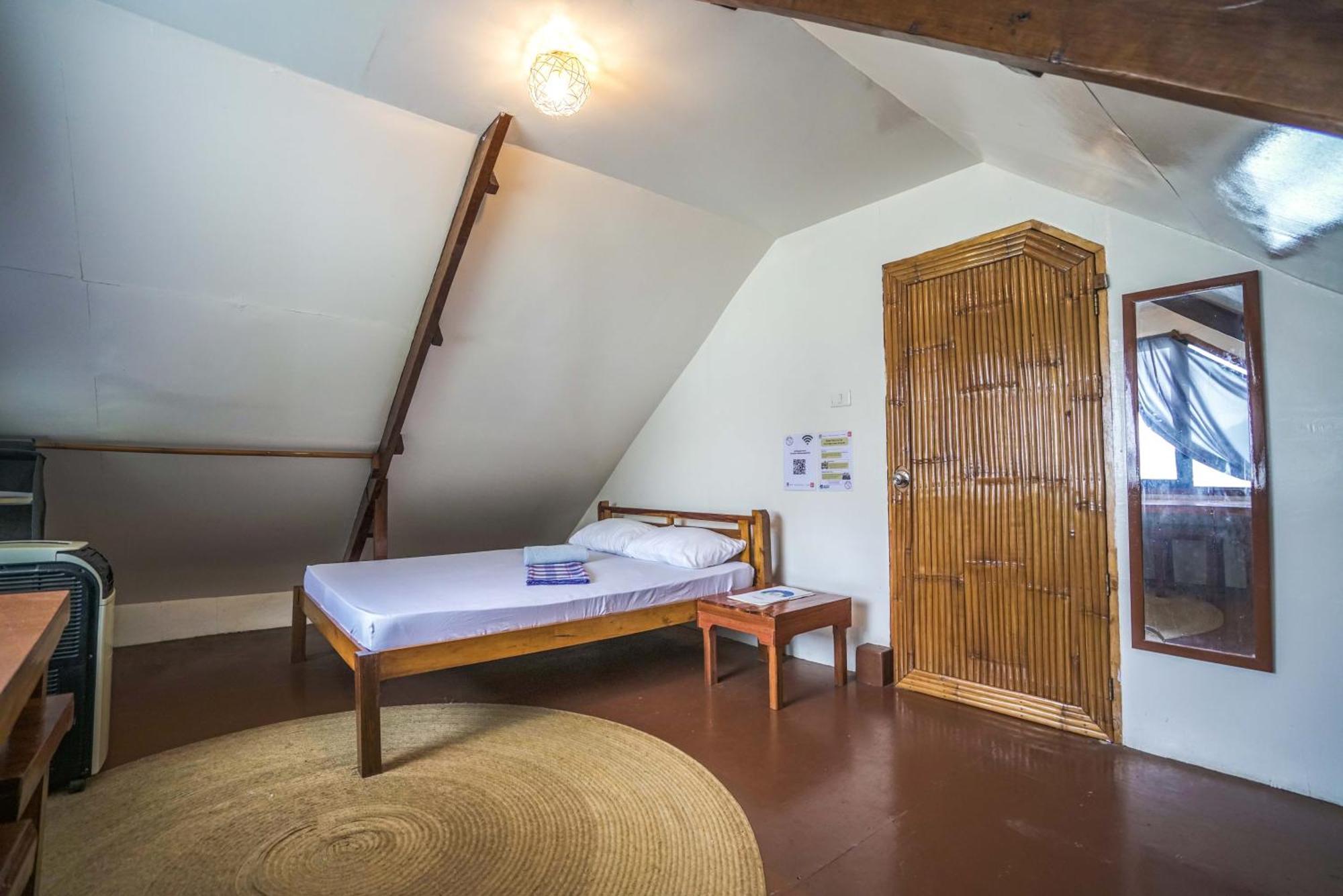 Bangka Hostels El Nido Luaran gambar