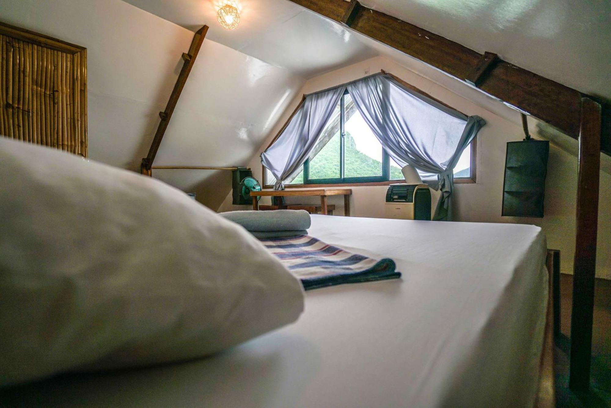 Bangka Hostels El Nido Luaran gambar