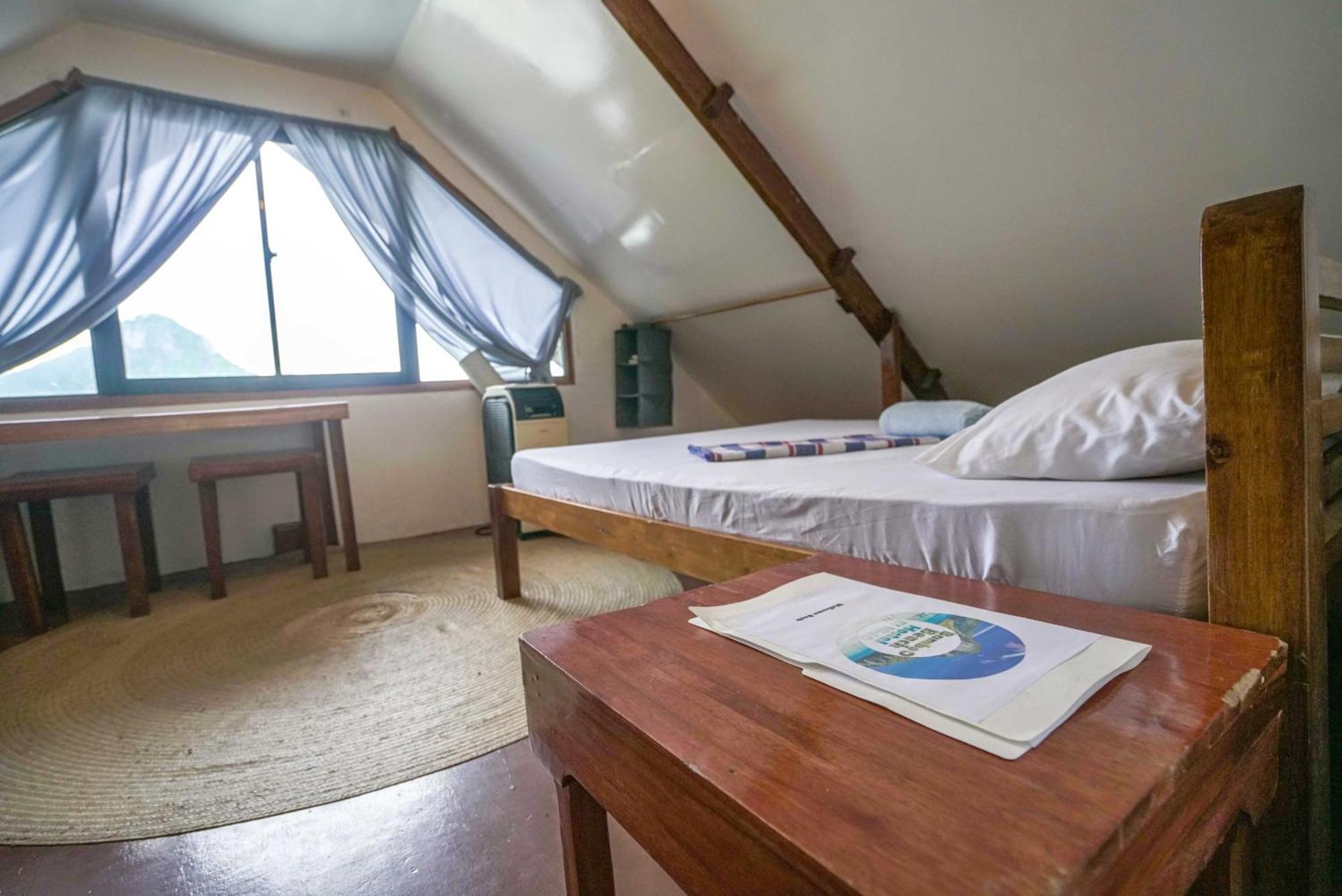 Bangka Hostels El Nido Luaran gambar