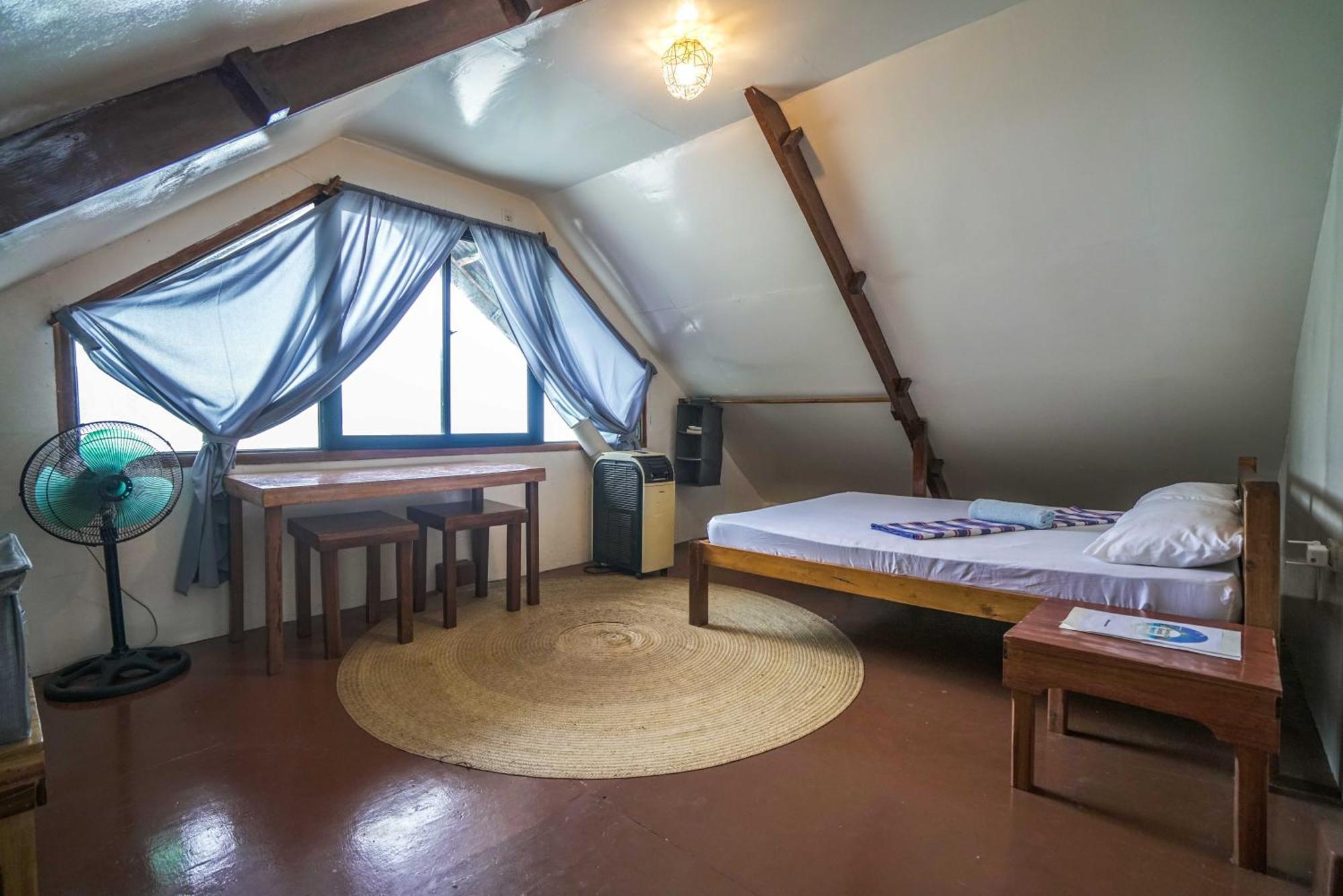 Bangka Hostels El Nido Luaran gambar