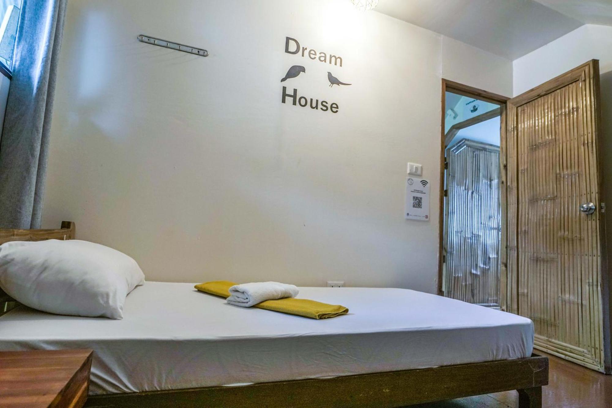 Bangka Hostels El Nido Luaran gambar